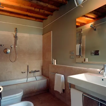 Fattoria Casamora - Suites Pian Di Sco Exterior photo