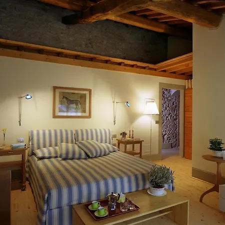 Fattoria Casamora - Suites Pian Di Sco Room photo
